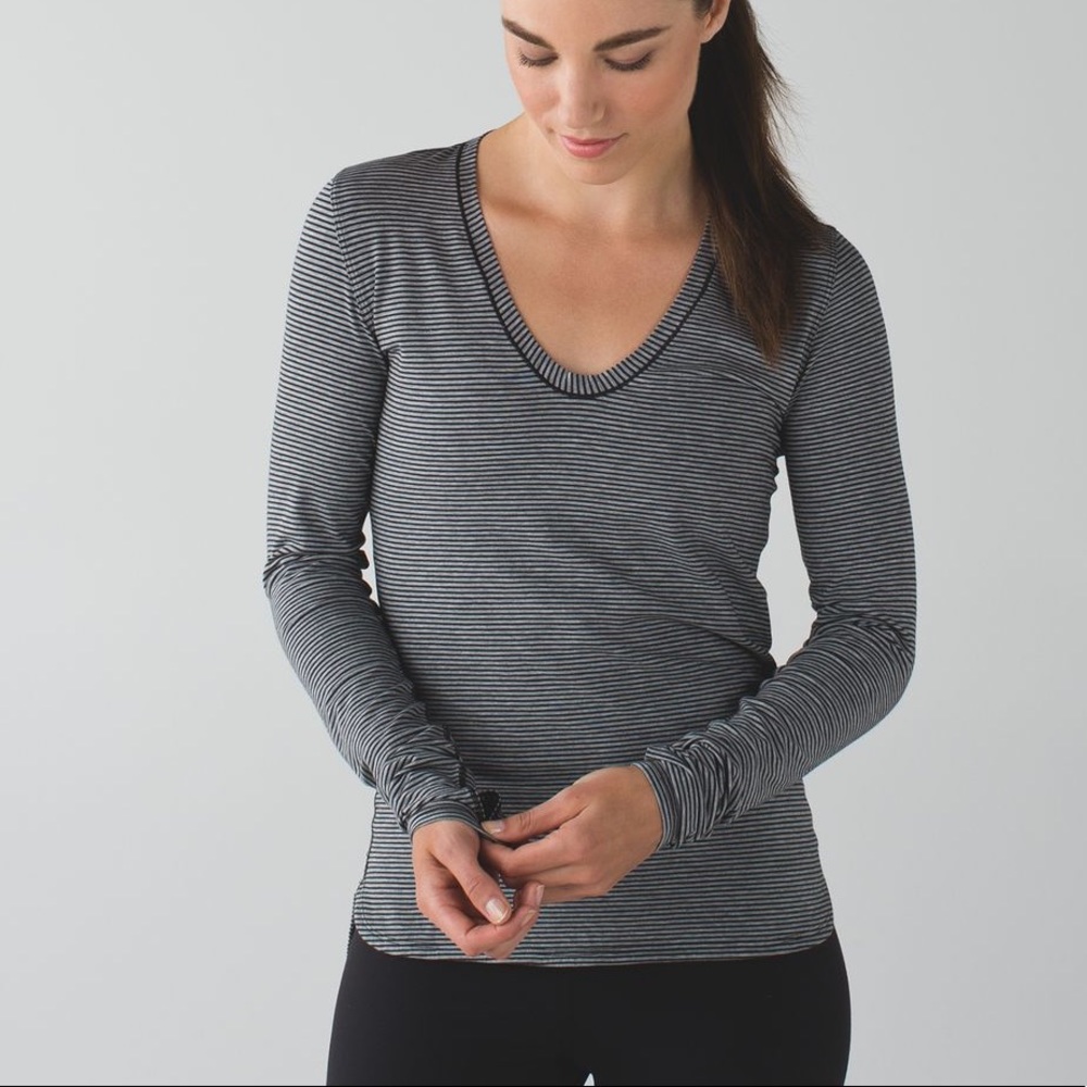 Lululemon circadian long sleeve v neck tee